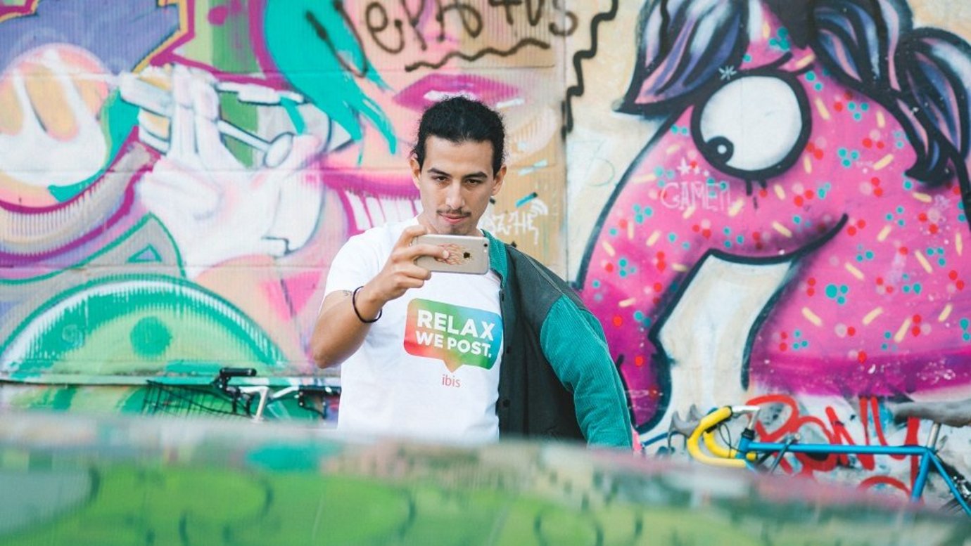 Kampaň týdne: Ibis, Relax We Post