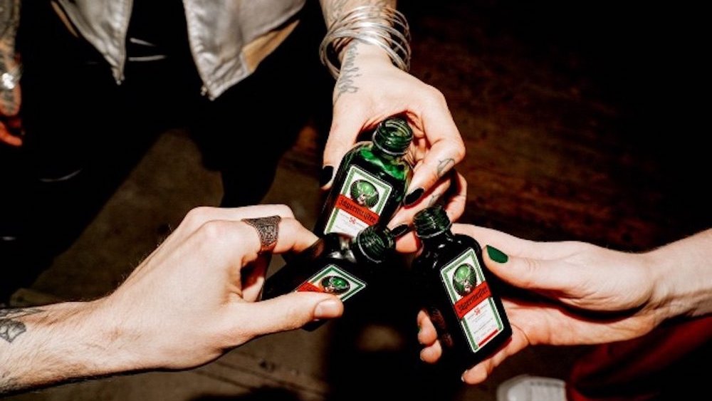 Jägermeister rozjíždí zábavu i v karanténě