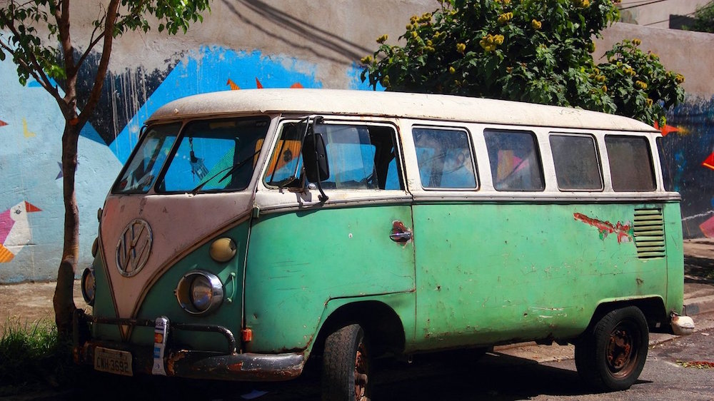 Strategist’s Digest: Jak se liší reklamní zásady pro mladé a starší značky?