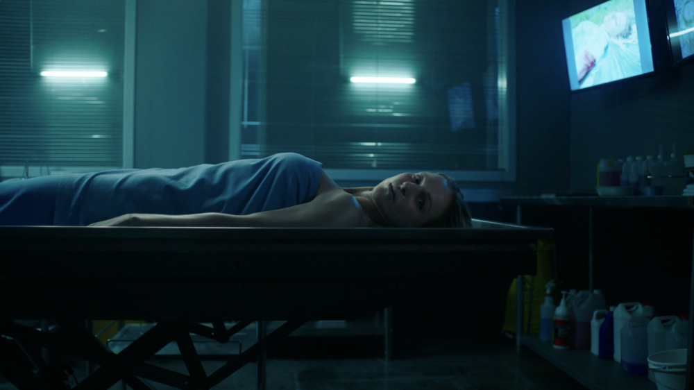 Pojišťovna propaguje životní pojištění pomocí mrtvých postav z televizního seriálu